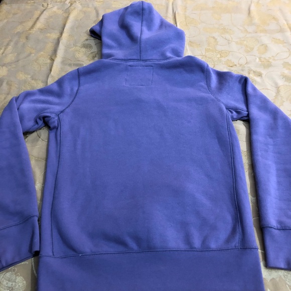 Beaver Canoe xs purple hoodie. Great condition - Picture 6 of 6